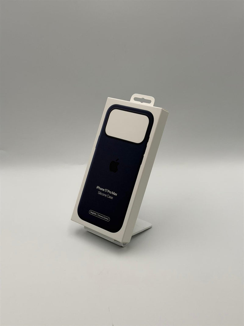 Apple Silicone Case with MagSafe for iPhone 17 Pro Max 6.9" Midnight A3560 - MGFP4ZM/A