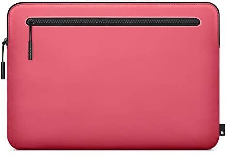 Incase Compact Sleeve in Flight Nylon for Macbook Pro 16" Hibiscus Red