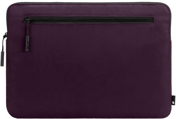 Incase Compact Sleeve in Flight Nylon for Macbook Pro 15" Aubergine - INMB100595-ABG